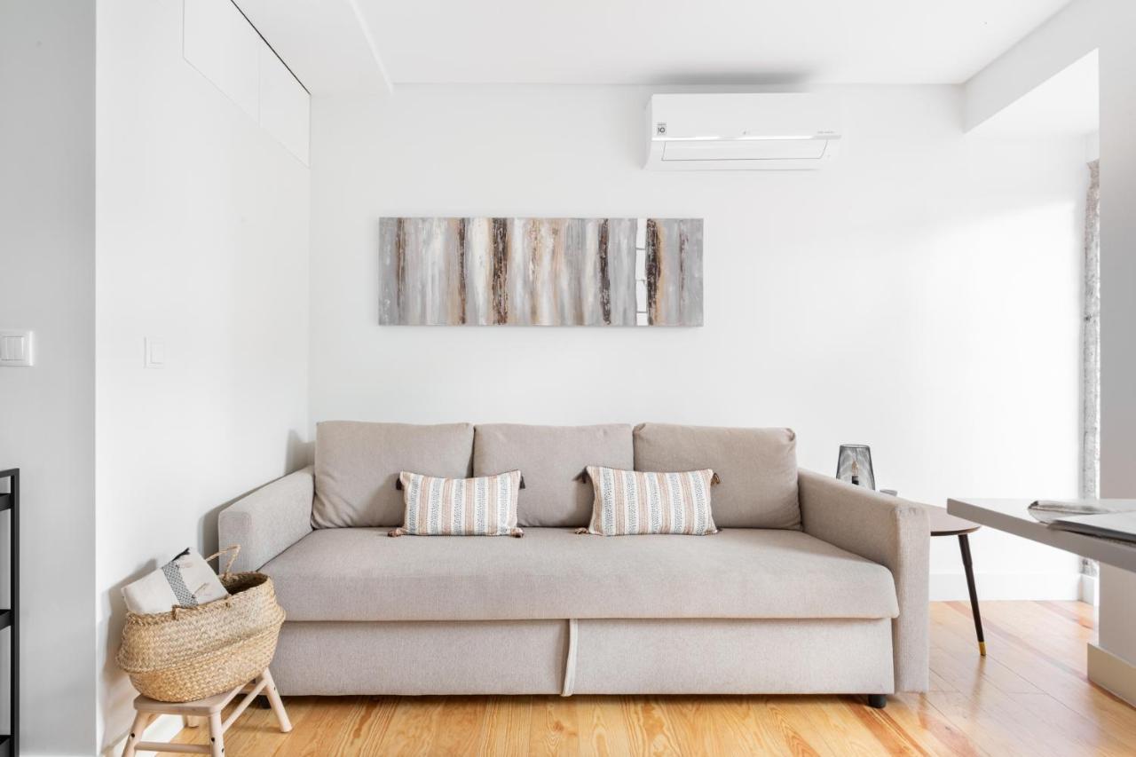 Joivy Principe Real 2Br Apt With Terrace Nearby Botanical Garden Of Lisboa Exteriör bild