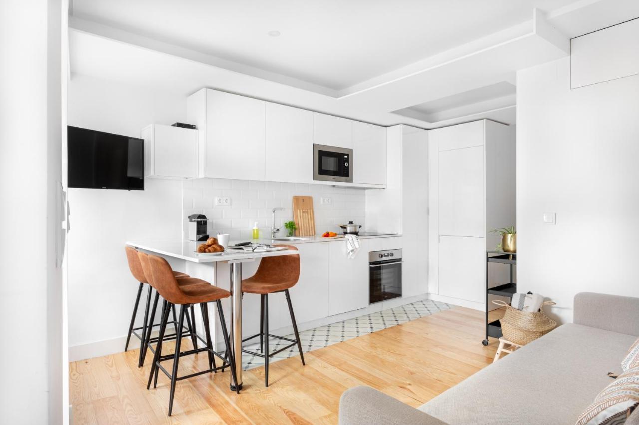 Joivy Principe Real 2Br Apt With Terrace Nearby Botanical Garden Of Lisboa Exteriör bild